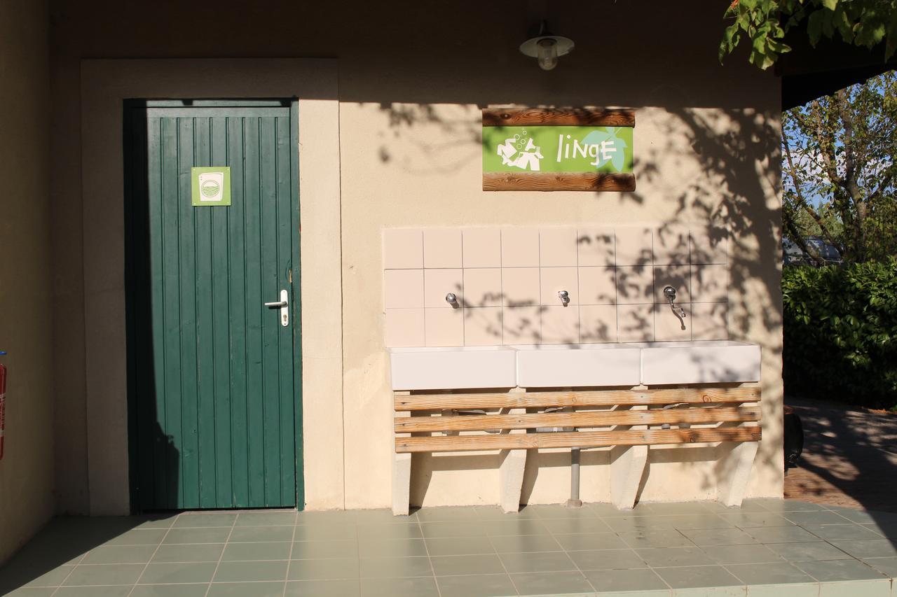 Готель Camping Forcalquier Les Routes De Provence Екстер'єр фото
