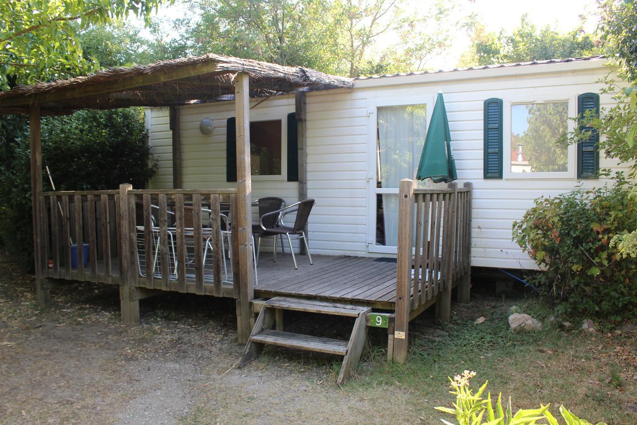Готель Camping Forcalquier Les Routes De Provence Екстер'єр фото