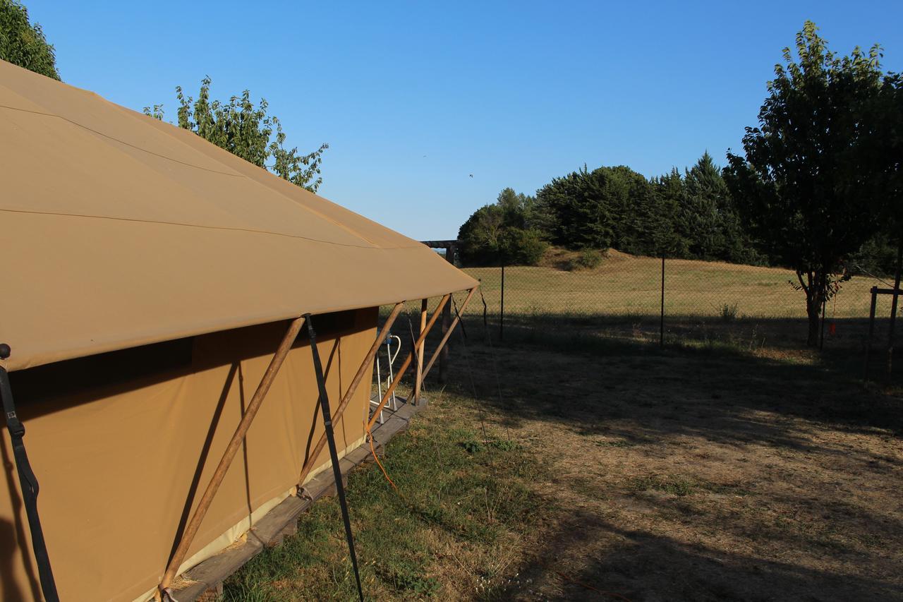 Готель Camping Forcalquier Les Routes De Provence Екстер'єр фото